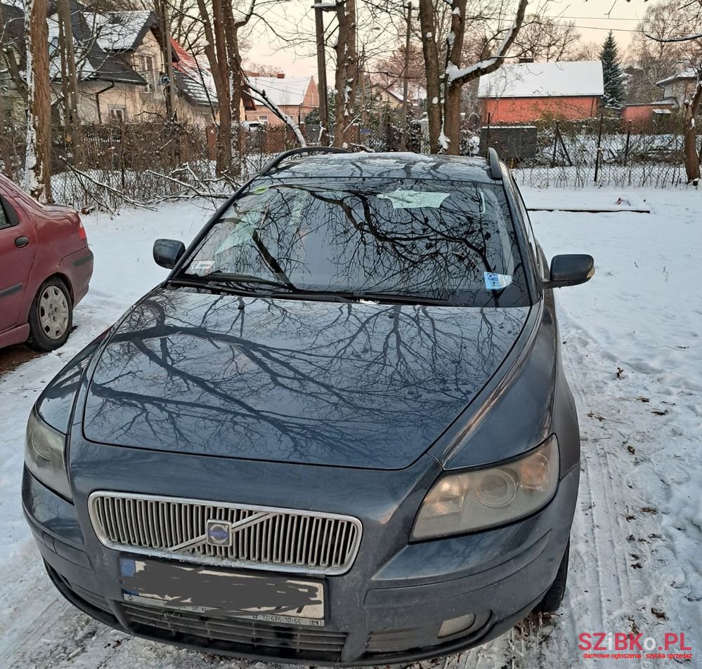 2005' Volvo V50 1.6D Momentum photo #3