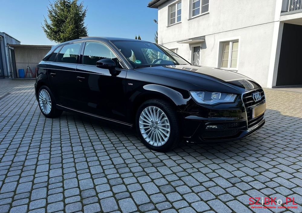 2015' Audi A3 photo #2