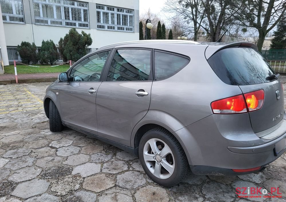 2007' SEAT Altea XL photo #2