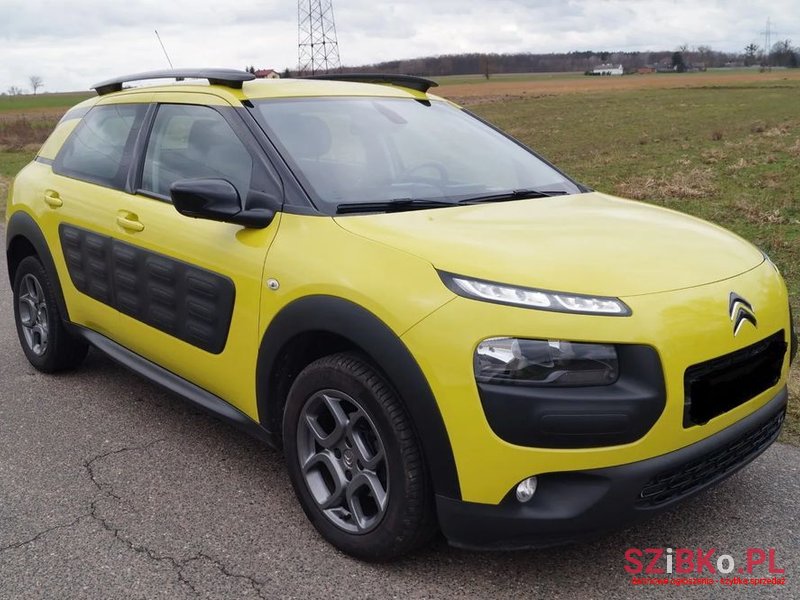 2015' Citroen C4 Cactus 1.2 Puretech Feel photo #5