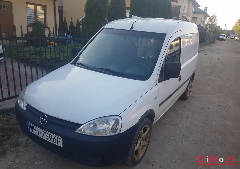 2009' Opel Combo photo #1