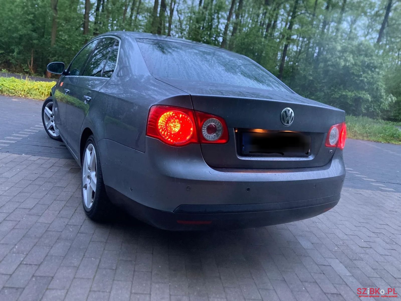 2005' Volkswagen Jetta photo #4