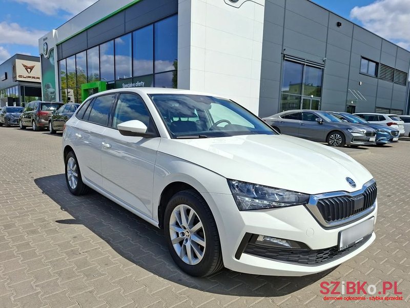 2022' Skoda Scala 1.0 Tsi Ambition photo #2