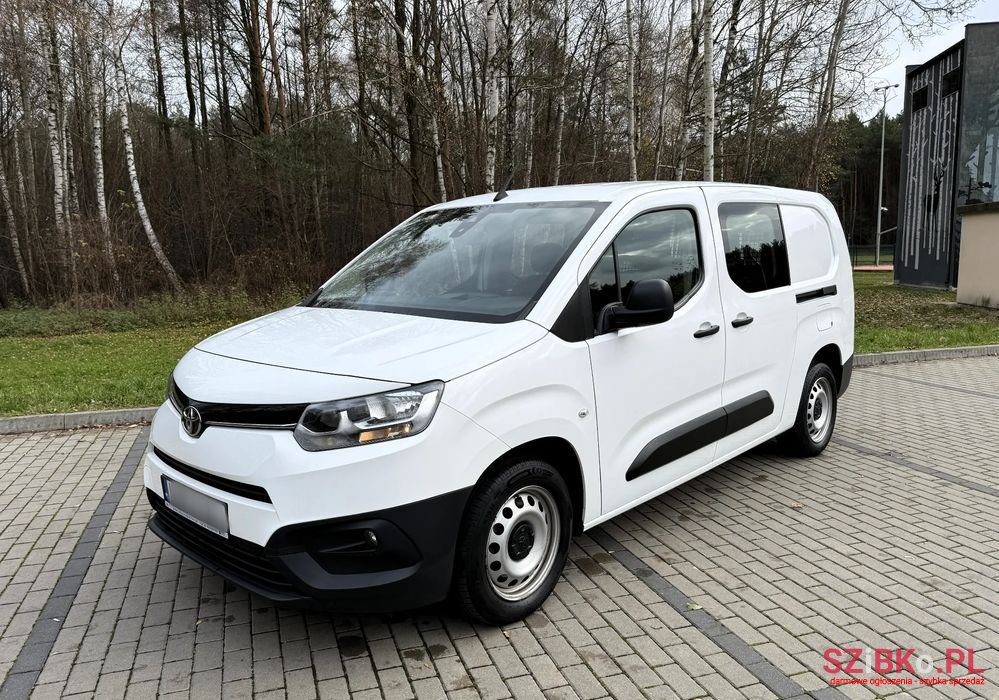 2021' Toyota ProAce City photo #3