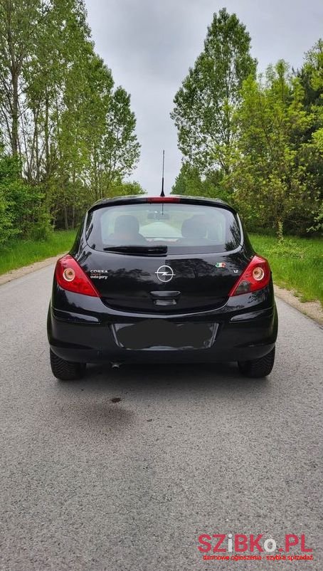 2007' Opel Corsa 1.2 16V Cosmo photo #5