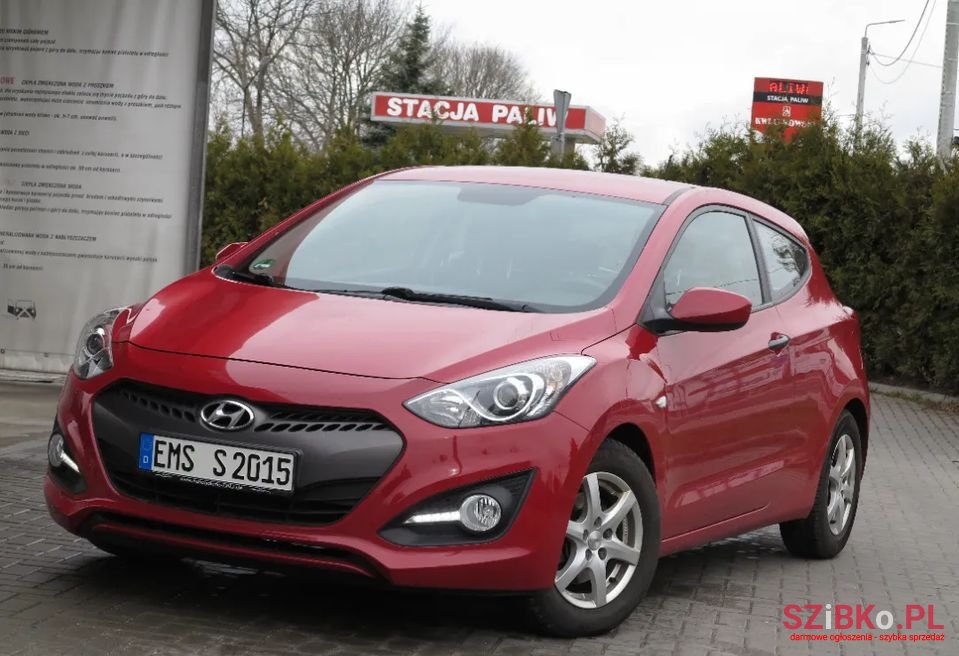 2013' Hyundai i30 photo #1