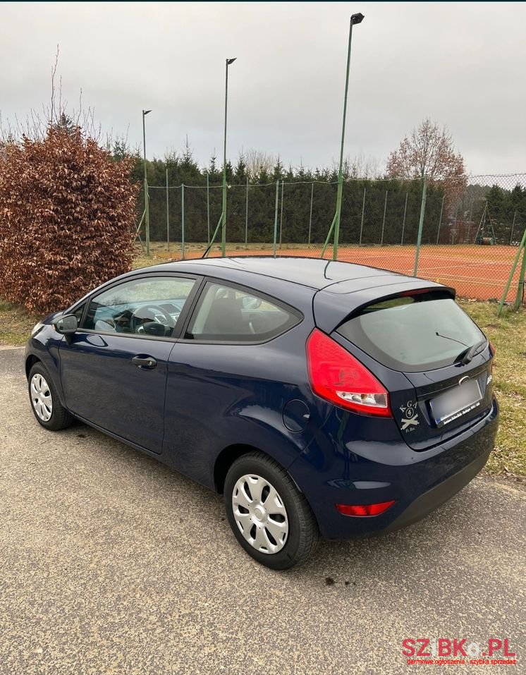 2012' Ford Fiesta 1.25 Ambiente photo #2