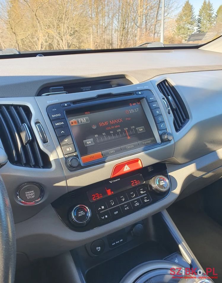 2010' Kia Sportage 2.0 Crdi L 2Wd photo #6