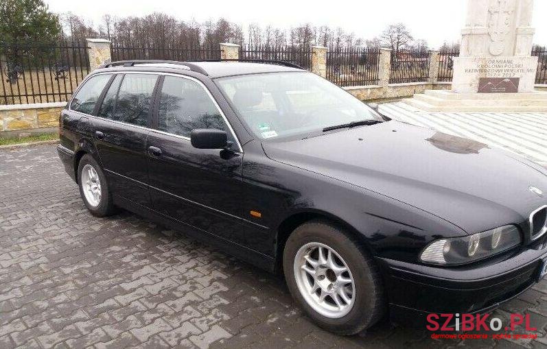 2001' BMW 520 photo #2