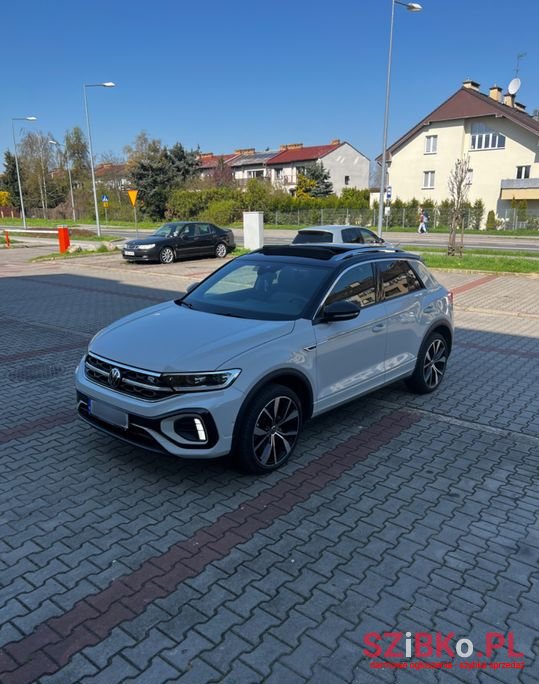 2022' Volkswagen T-Roc photo #2