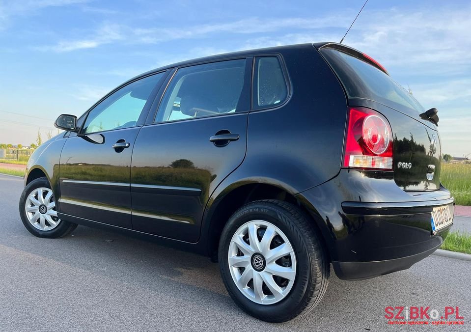 2007' Volkswagen Polo photo #1