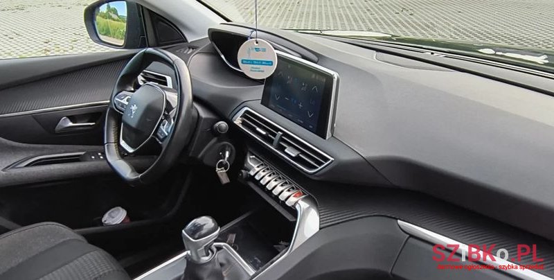 2017' Peugeot 3008 photo #5