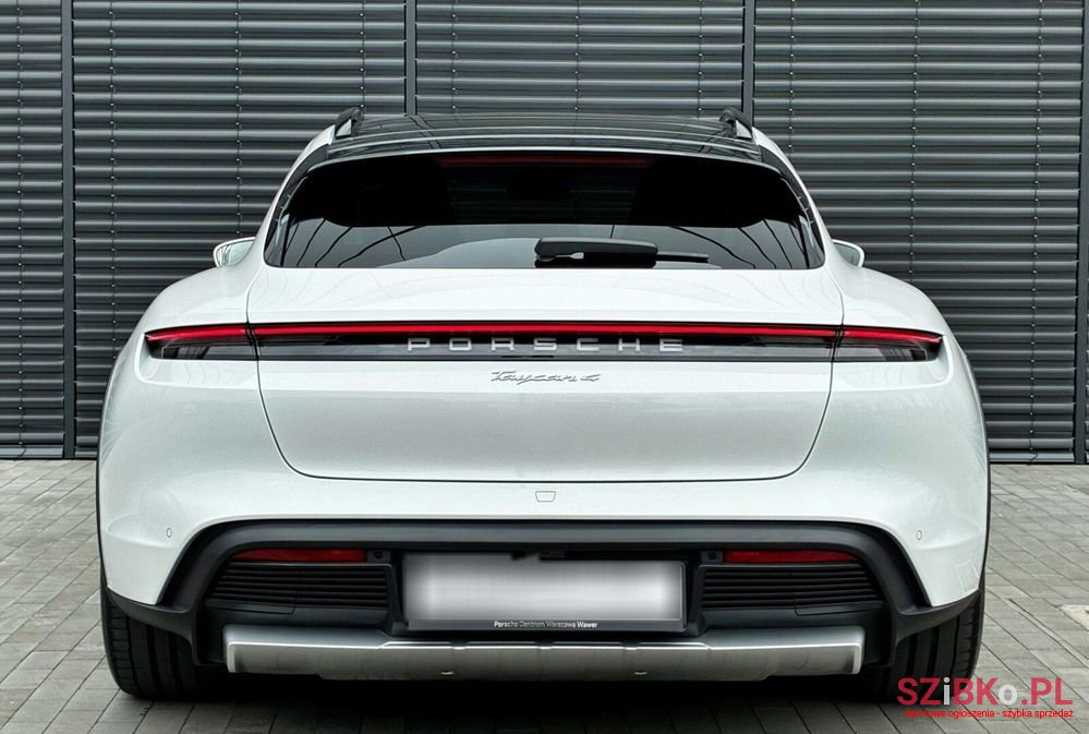 2023' Porsche Taycan photo #4