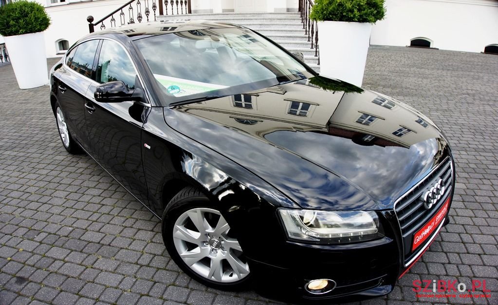 2010' Audi A5 Sportback photo #2