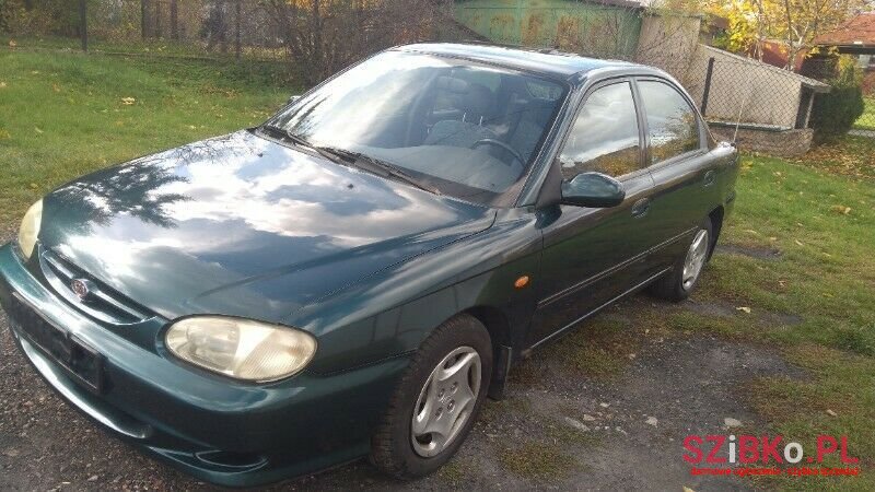 1999' Kia Sephia photo #1