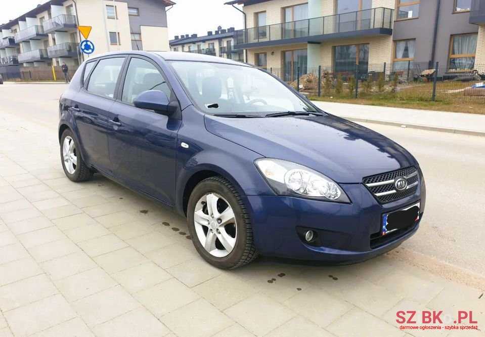 2009' Kia Ceed photo #1