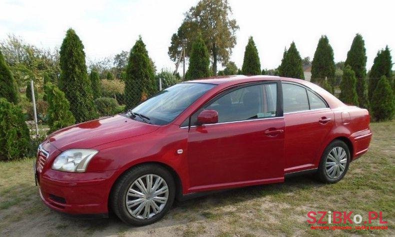 2003' Toyota Avensis photo #1