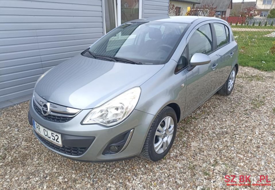 2011' Opel Corsa photo #5