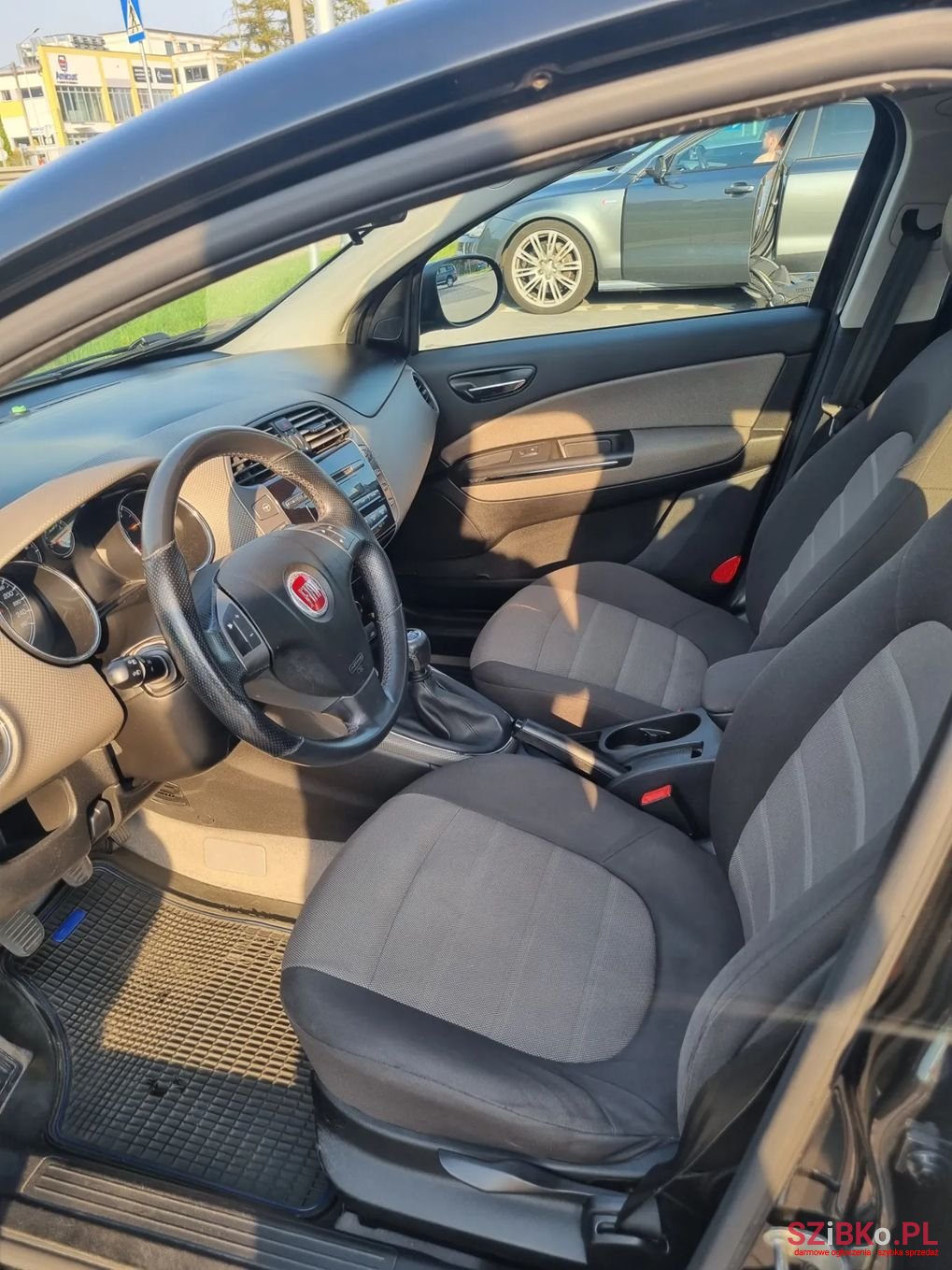 2010' Fiat Bravo photo #2