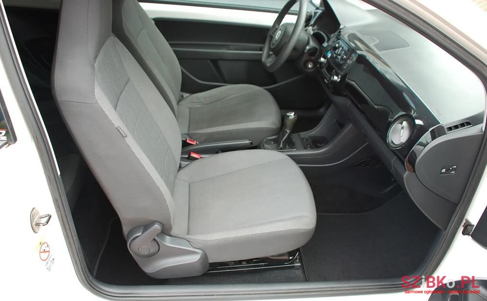 2012' Volkswagen Up! White photo #4