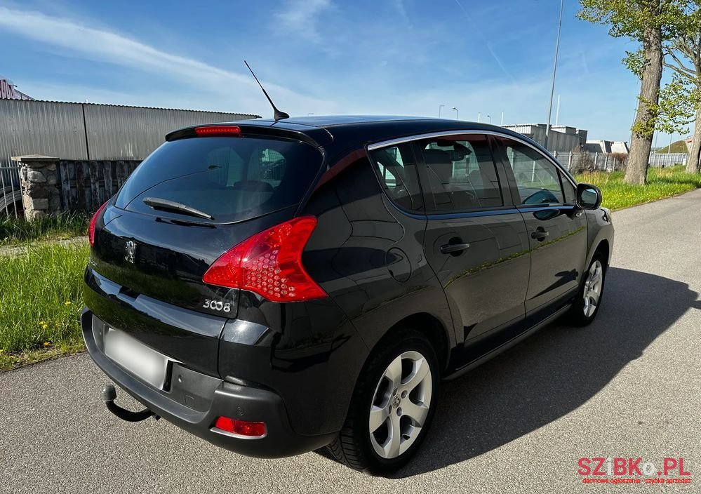 2009' Peugeot 3008 120 Vti Premium photo #5