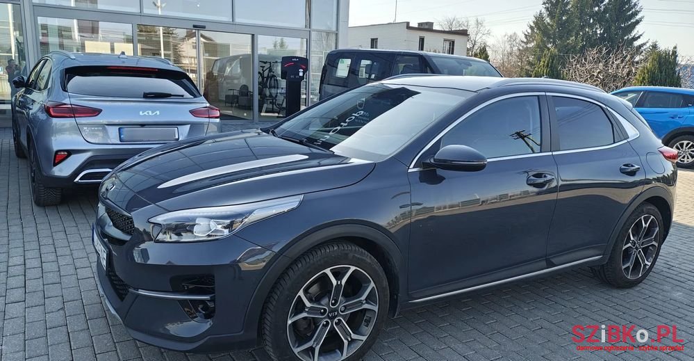 2021' Kia XCeed 1.5 T-Gdi L photo #2