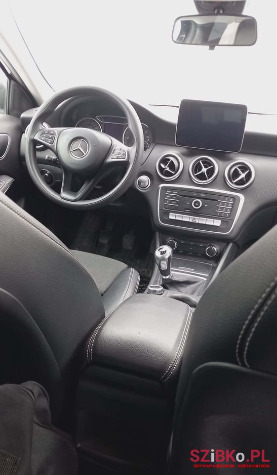 2018' Mercedes-Benz A-Class 160 D photo #5