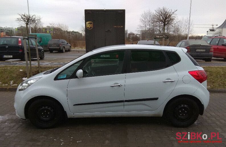 2019' Kia Vengę photo #1