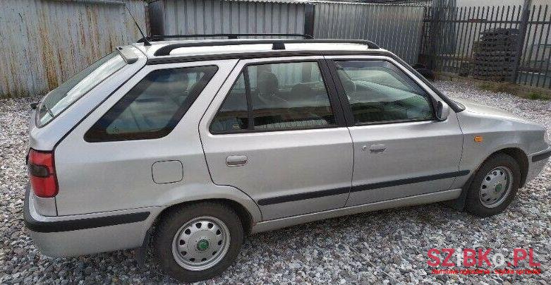 1999' Skoda Felicia photo #1