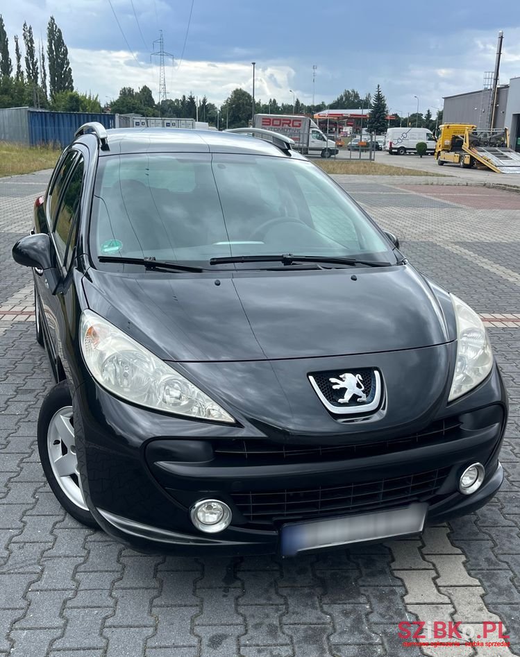 2009' Peugeot 207 1.4 16V Trendy photo #3