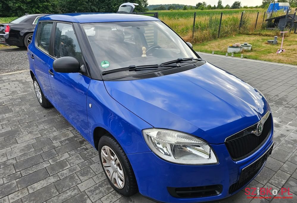 2009' Skoda Fabia 1.4 16V Classic photo #3