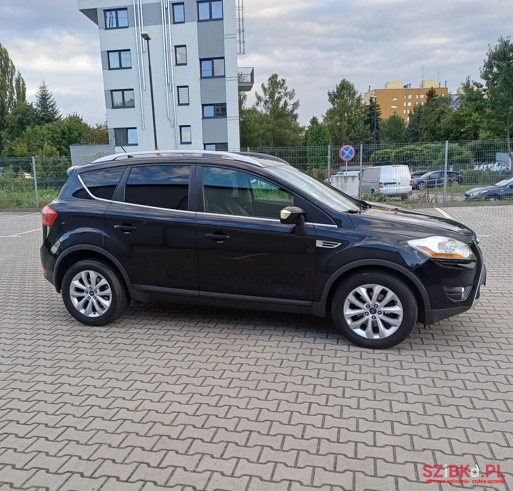 2011' Ford Kuga photo #2