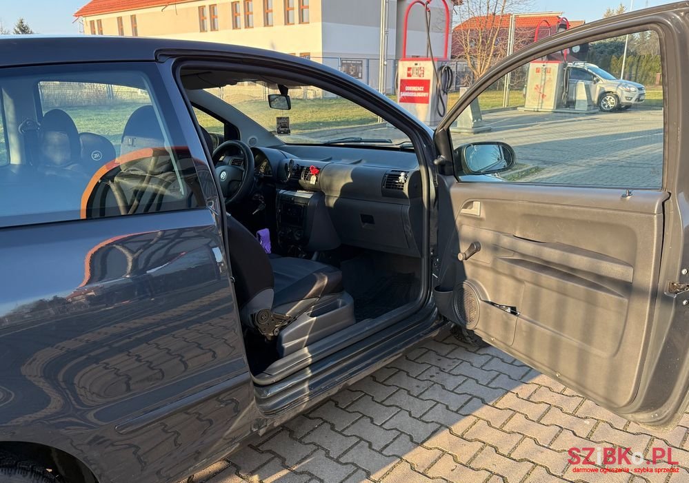 2010' Volkswagen Fox 1.2 photo #5