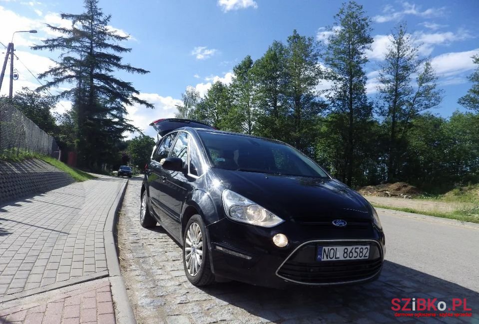 2010' Ford S-Max photo #3