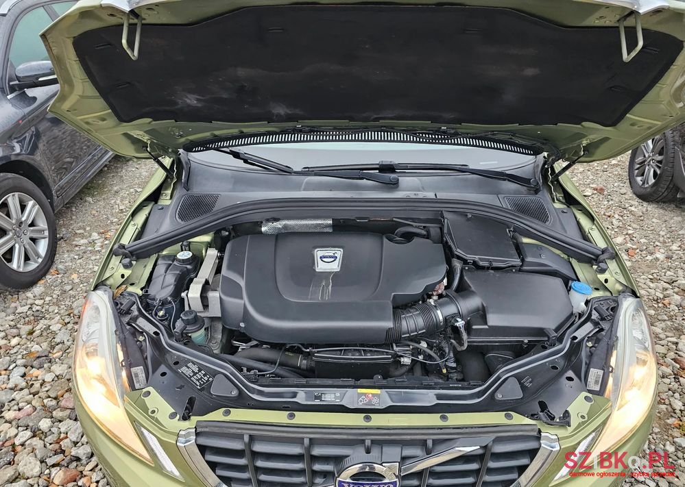 2011' Volvo Xc 60 2.4D Awd photo #3