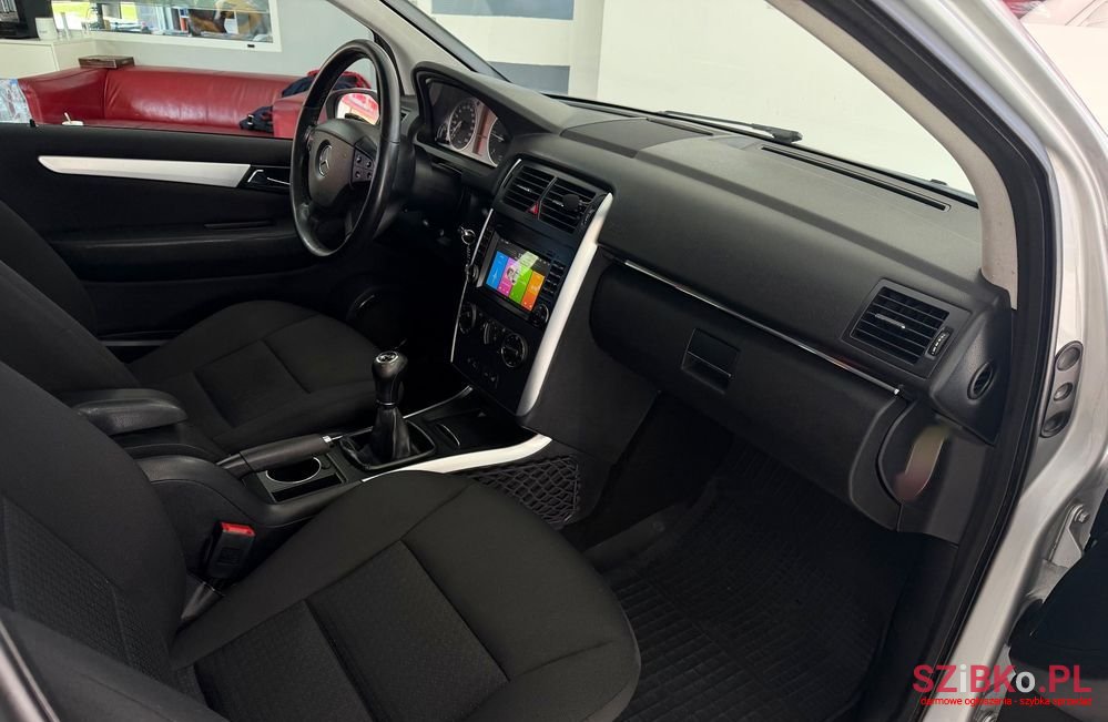 2008' Mercedes-Benz B-Class 200 Cdi photo #5