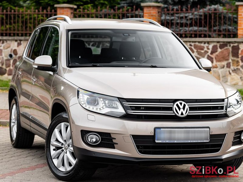 2012' Volkswagen Tiguan photo #1