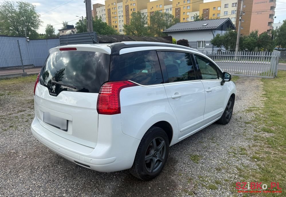 2016' Peugeot 5008 photo #5