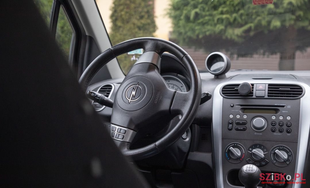 2009' Opel Agila photo #3