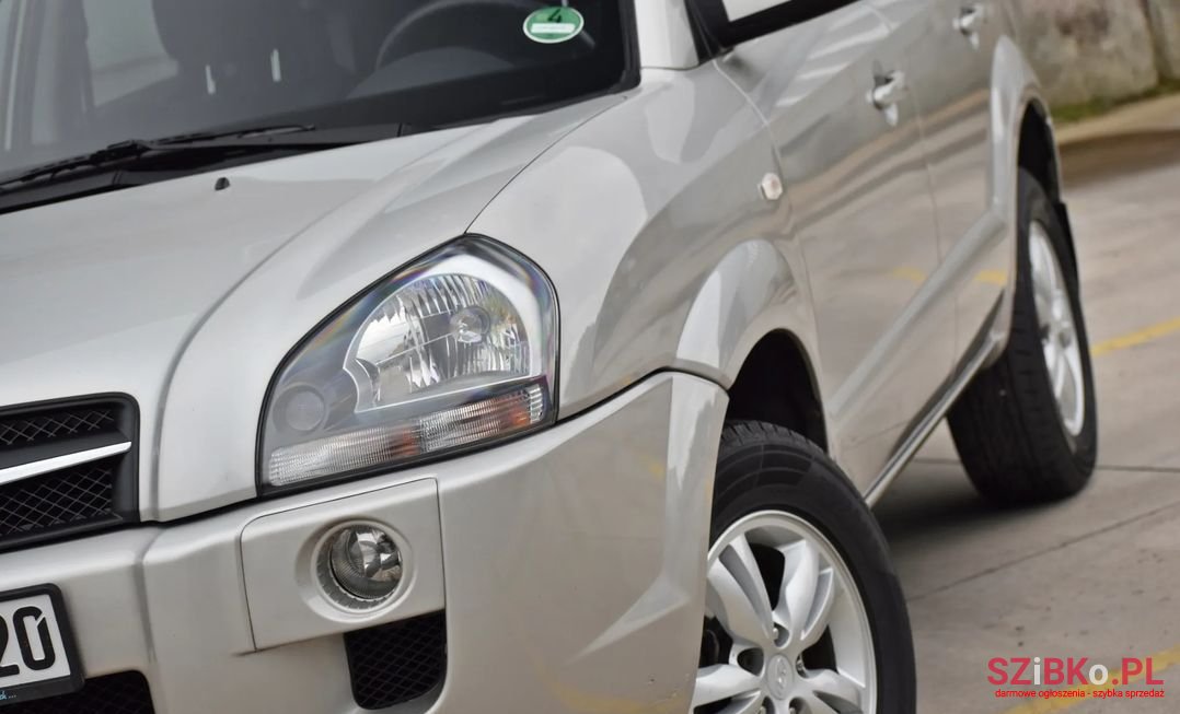 2009' Hyundai Tucson photo #3