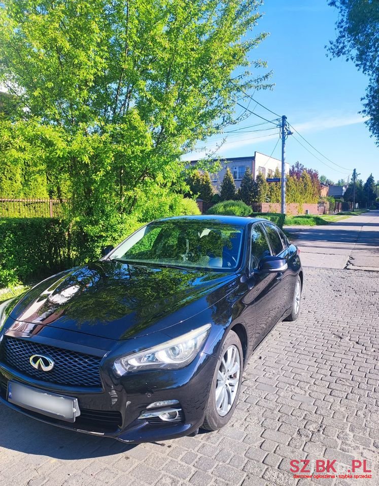 2014' Infiniti Q50 photo #3