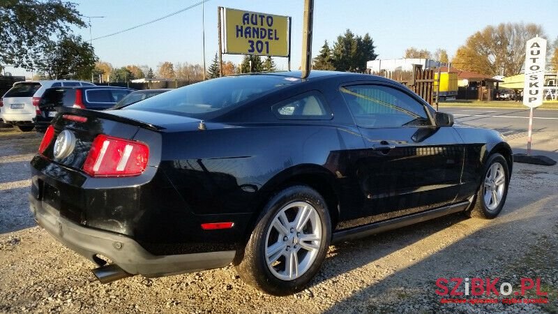 2012' Ford Mustang photo #5