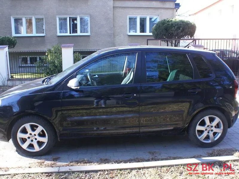 2007' Volkswagen Polo photo #2