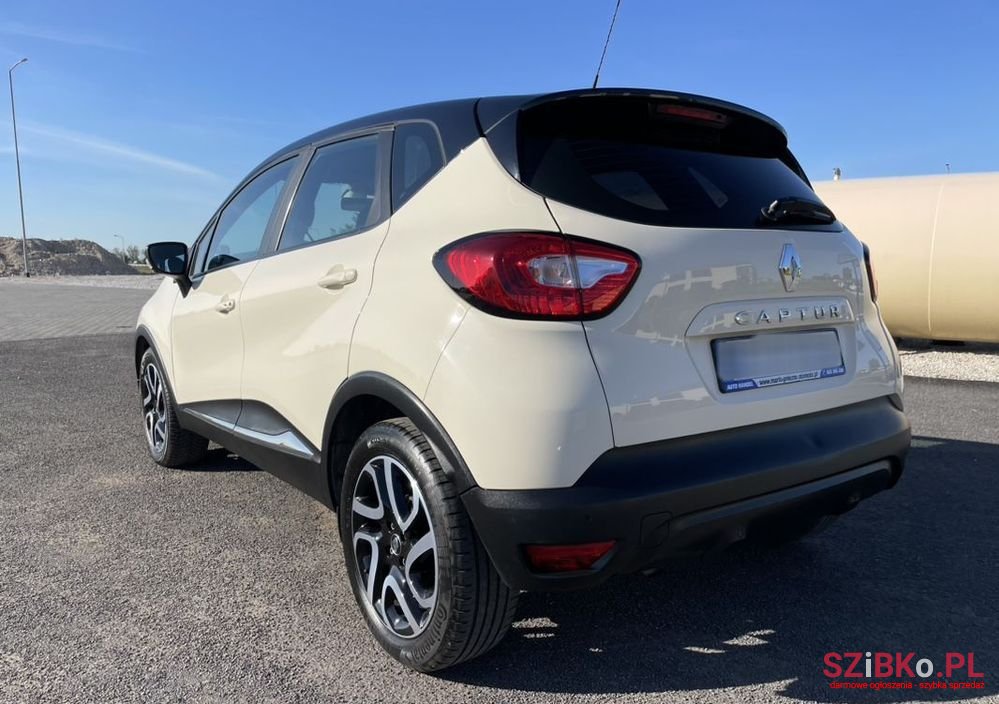 2014' Renault Captur photo #5