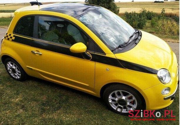 2009' Fiat 500 photo #1