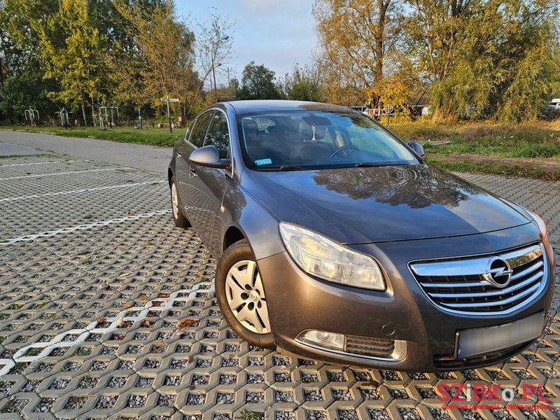2011' Opel Insignia 2.0 Cdti photo #2