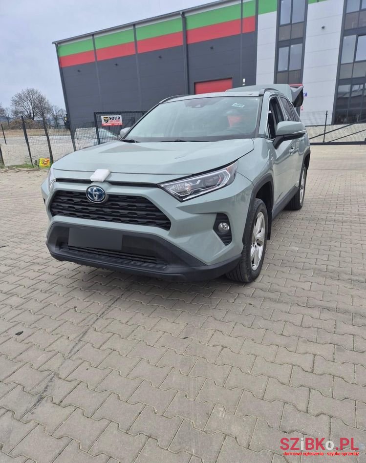 2021' Toyota RAV4 photo #2