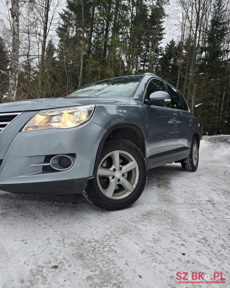 2008' Volkswagen Tiguan photo #5
