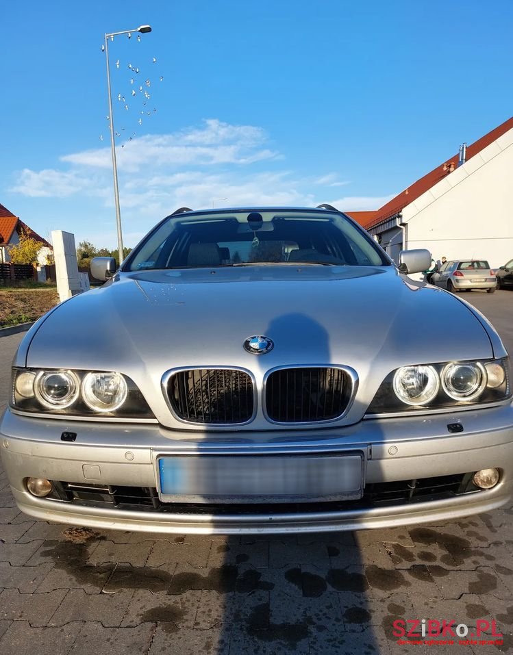2003' BMW 5 Series 520D photo #3