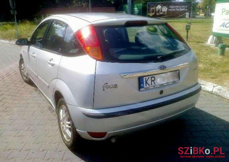 2002' Ford Focus photo #1